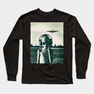 Alien UFO Music "This is my jam!" Art by Cult Class Long Sleeve T-Shirt